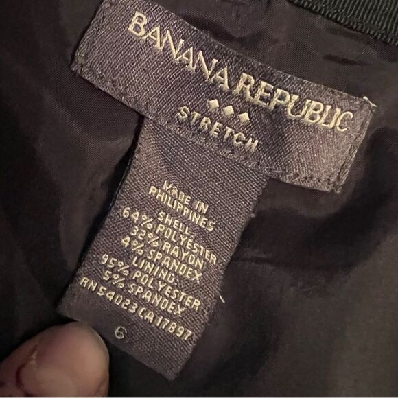 Banana Republic Stretch women's size 6 Modern Cut Black Skirt - Picture 6 of 7